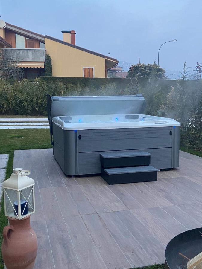 Residenza Villa Leonida 산탐브로지오 디 발폴리첼라 외부 사진